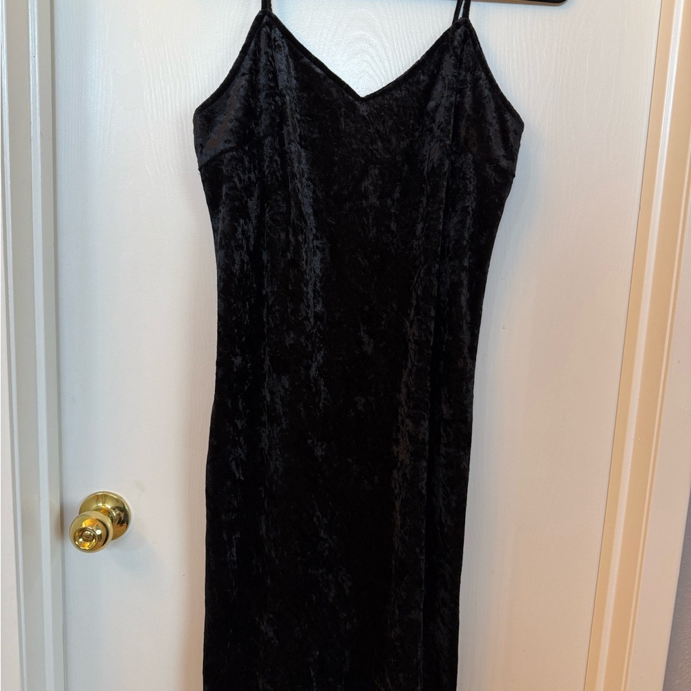 Y2K Black Velvet Midi Dress